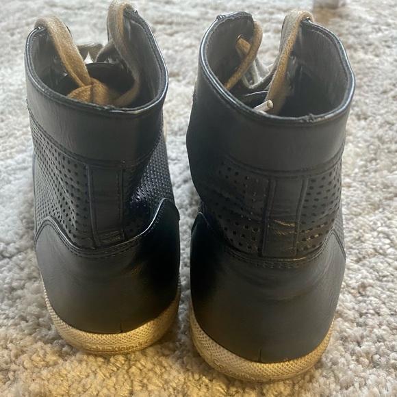 DONATED / Calvin Klein Jeans black Hi-Top sneakers sz 8.5 - Picture 12 of 12